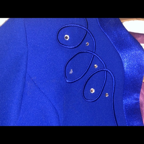 Dressed and embellished blazer - Picture 8 of 8